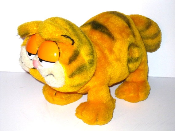 garfield stuffed animal 1981