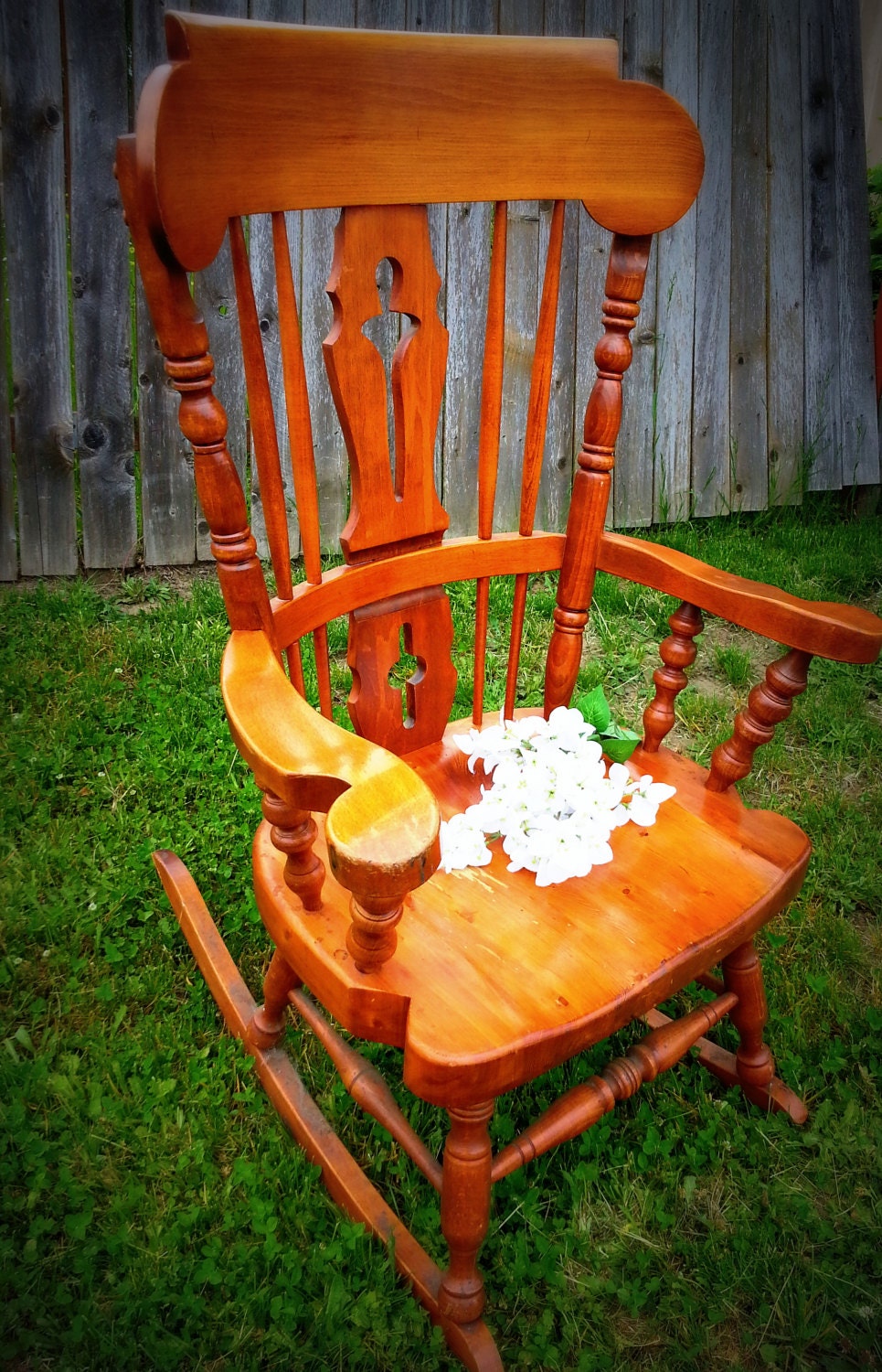 RUSTIC ROCKING CHAIR – Haute Juice