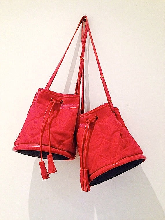 bucket bag red inside