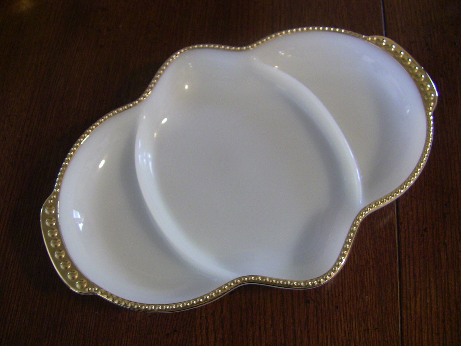 Vintage Beautiful Fire King Serving Dish White With Gold Accent Trim