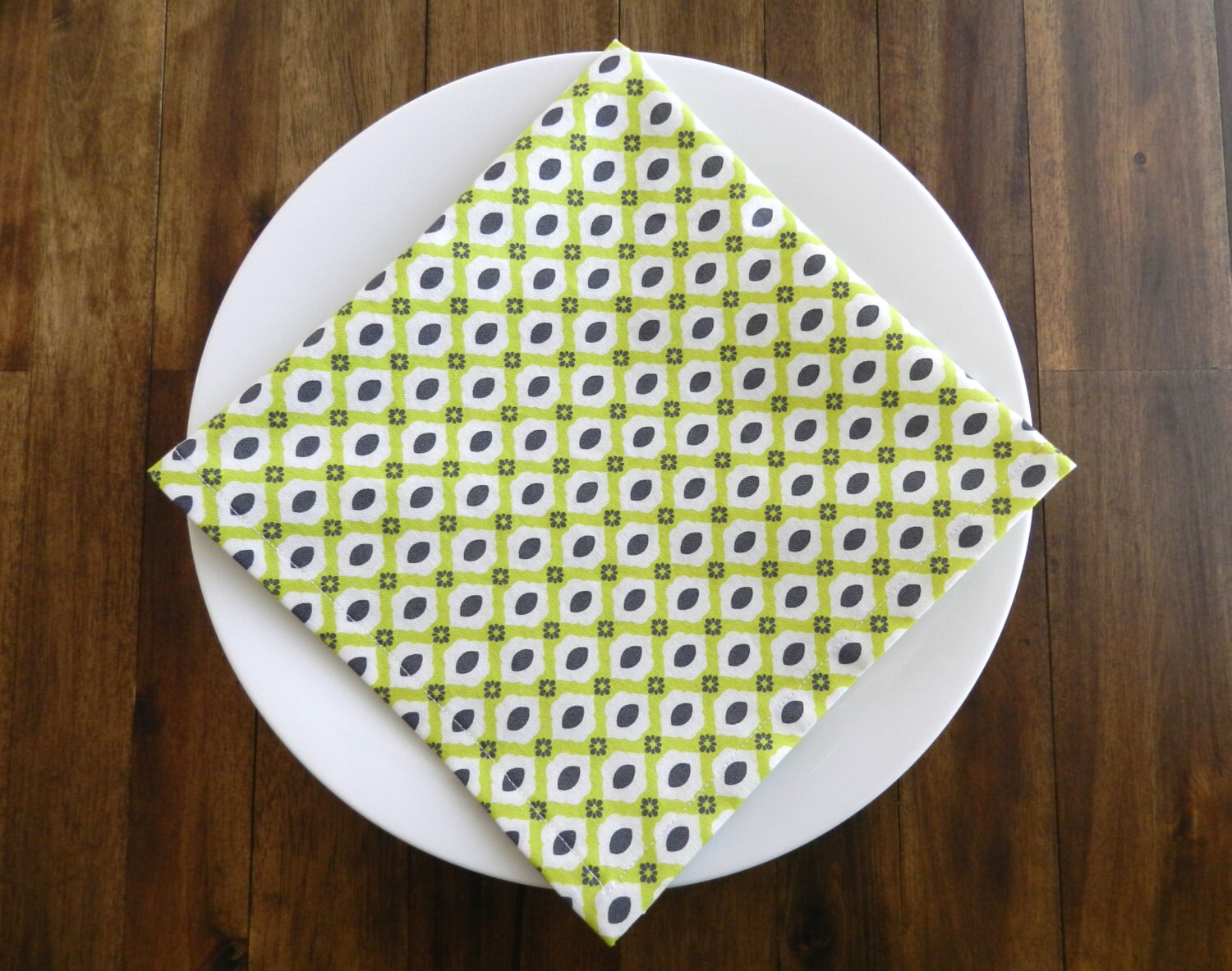 Set of 4 Dinner Napkins Cloth Napkins Modern by WeeksDesignHouse