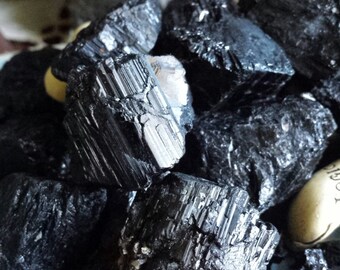 Black Tourmaline Crystals, Tourmaline, Witchcraft, Wicca, Stones, Healing Crystals, Rocks, Natural Tourmaline, Natural Stones, Crystals