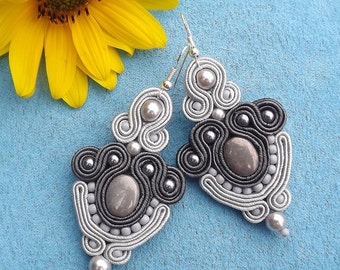 Pendientes Soutache gris