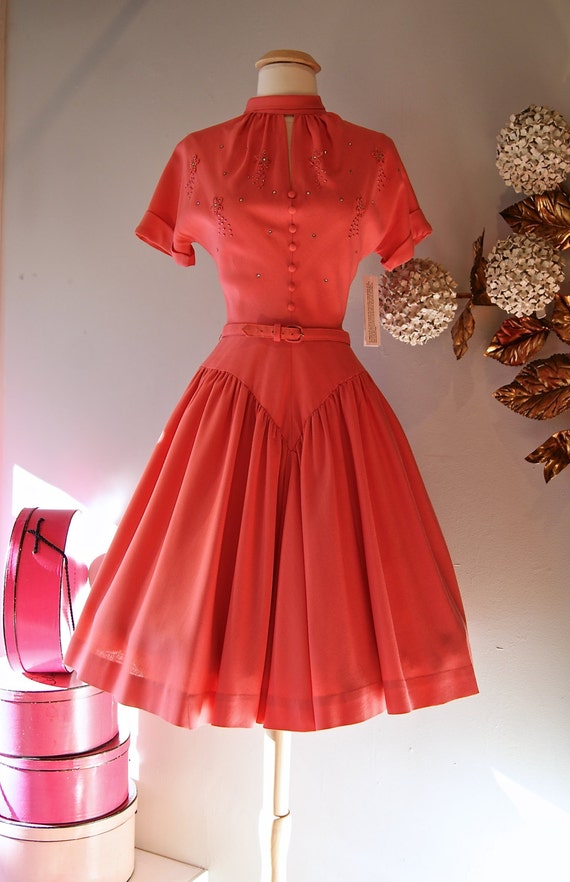 1950s Dress // Vintage 50s Coral Cotton Party Dress with