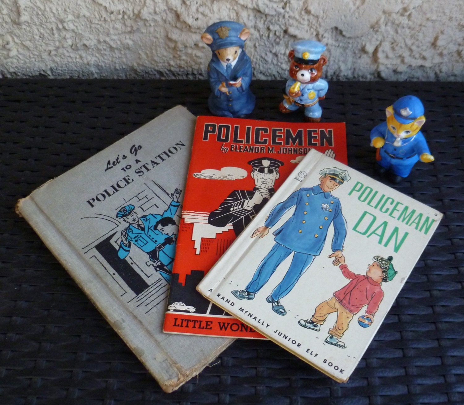 Police Officer Books Amp Figurines Childrens Books Vintage