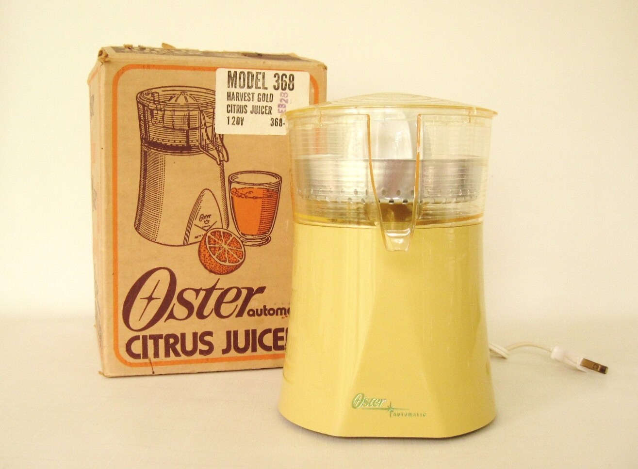 Oster Citrus Juicer 36804E Harvest Gold 1970s by LaurasLastDitch