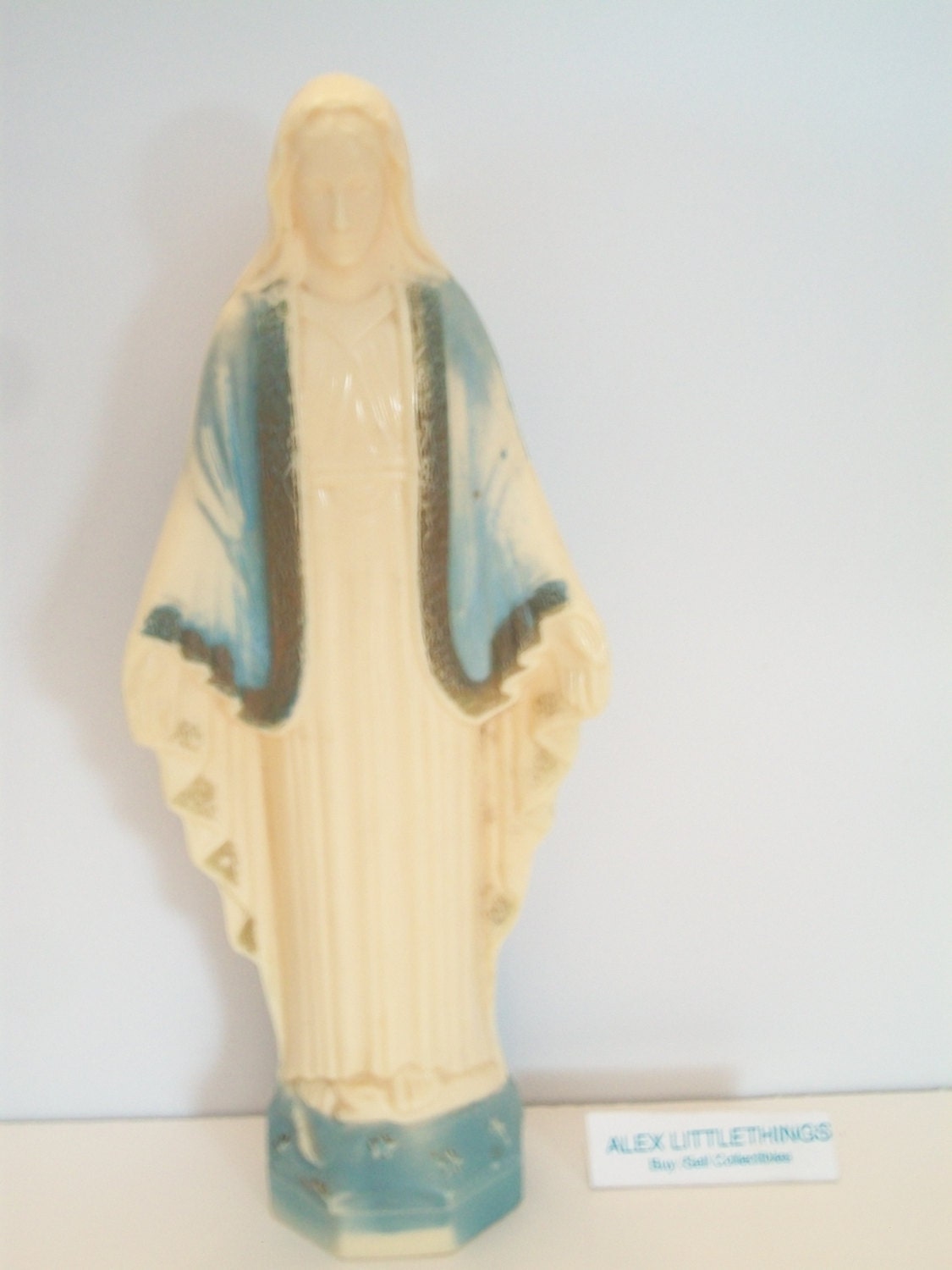 virgin mary plastic statue