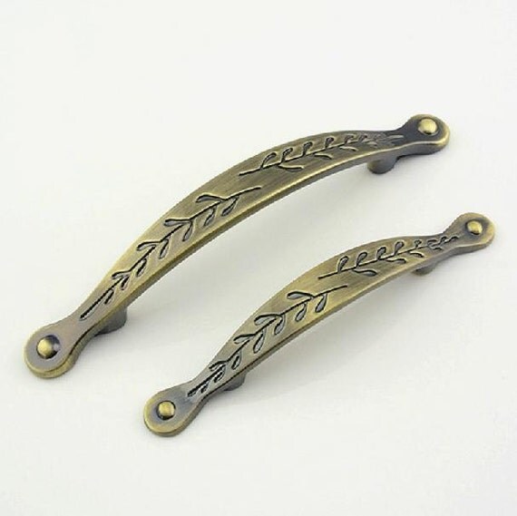 Unique Pulls Handle /Drawer Pulls The leaves style