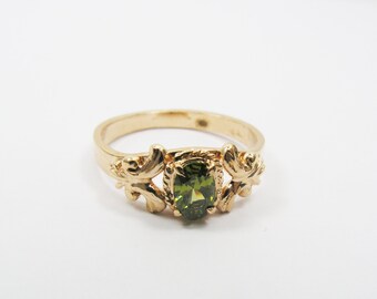 Popular items for green gem ring on Etsy