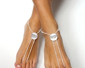 Bridal Barefoot Sandals with Swarovski Elements in White Foot Jewelry Anklet