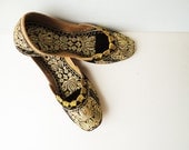 Woman Gold Embroidery Flats, Size 5.5  Ethnic