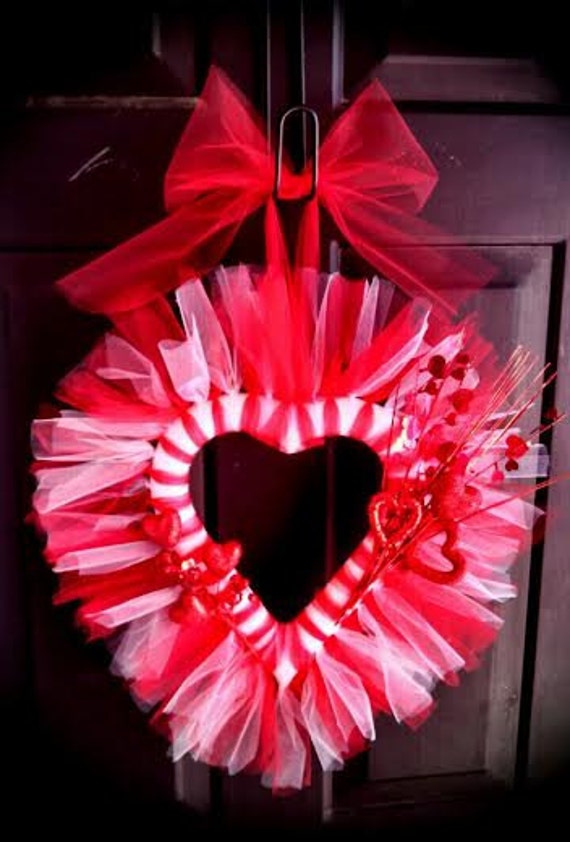 Valentine Heart Tulle Wreath 7424