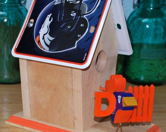 NFL License Plate Birdhouse - Denver Broncos