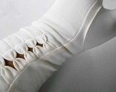 Vintage 1950's White Dress Gloves With Pleating Detail