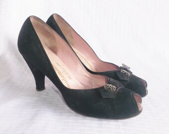 1970's Vintage Black and White Spectator Pumps Shoes by