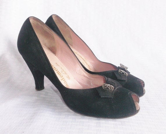 1950's Vintage Black Suede High Heel Pumps Shoes with Open