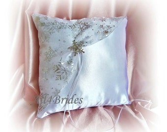 snowflake wedding ring pillow