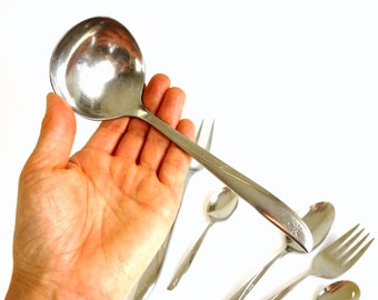Vintage 1960s Oneida Twin Star Stainless Small Serving Gravy LADLE / Atomic Starburst Pattern / More Available