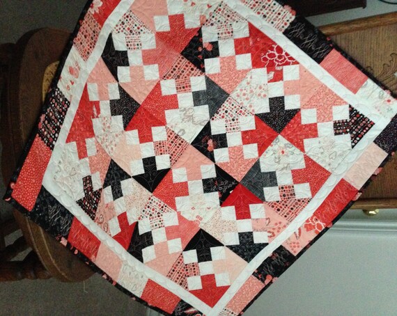 Table for Two Valentine Quilt Wall Hanging or by backporchquilts