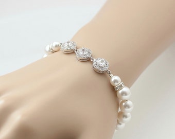 Bridal Bracelet, Pearl Wedding Bracelet, Wedding Jewelry, Swarovski Pearls Bracelet, Rose Gold Pearl Wedding Bracelet, Chloe