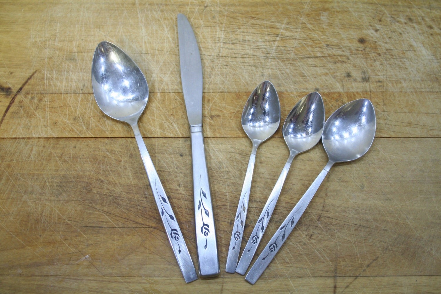 Oneida Rose Stainless Steel Silverware Replacement by artzybitz