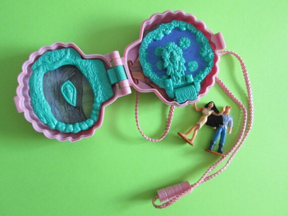 pocahontas polly pocket necklace