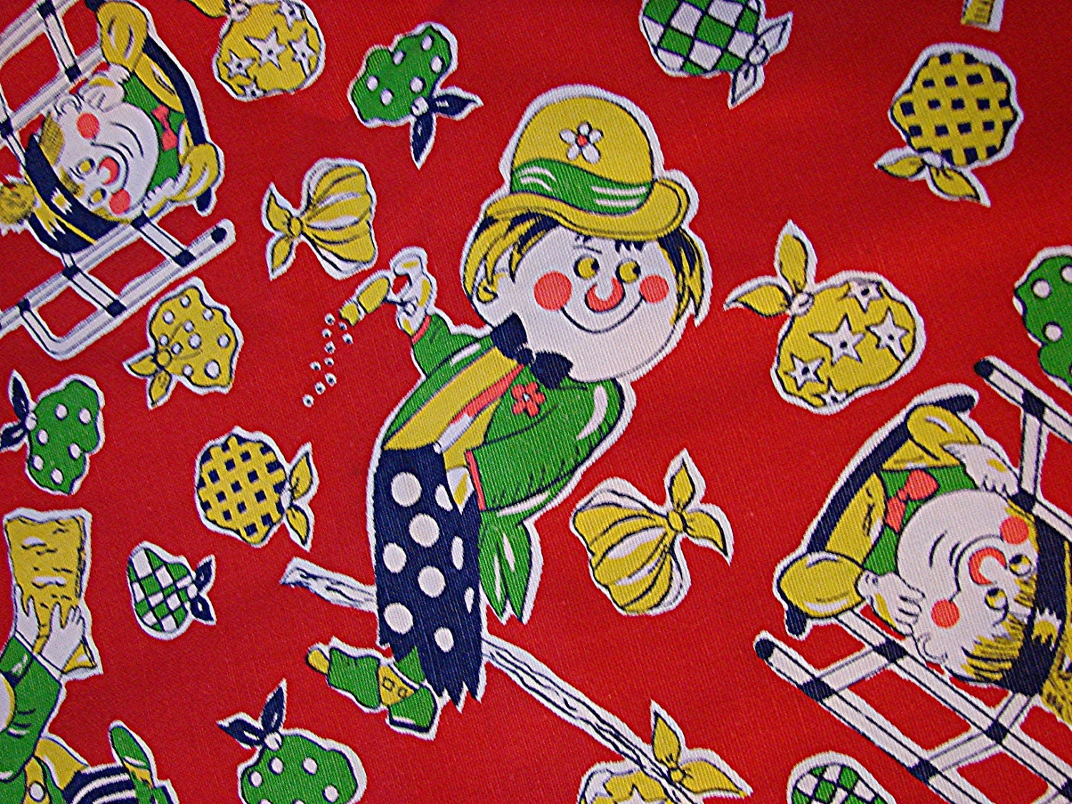 1960s Fabric Vintage Juvenile Fabric Novelty Print Fabric