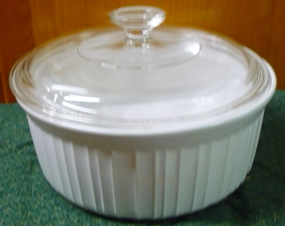 Corning Ware – French White Casserole Dish W/ Lid – 2 1/2 Quart – Great ...