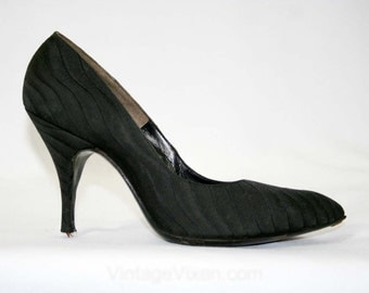 Gorgeous 1950s Stilettos - Black Silk - Size 6 1/2 A - Shoes - High Heels - De Liso Debs 41537-1