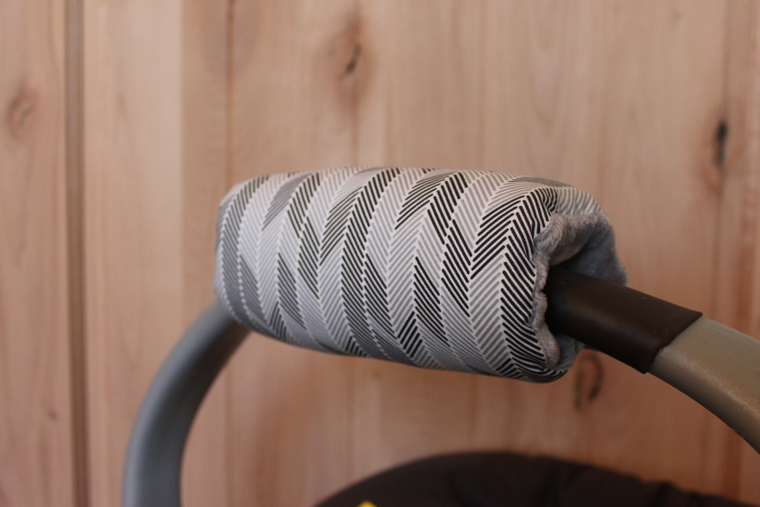 Infant Car Seat Padded Handle Cover Black and gray Arrows