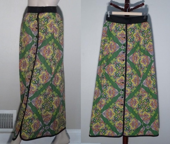 70s Maxi Skirt Bold Print Long Quilted by HookandEyeVintage