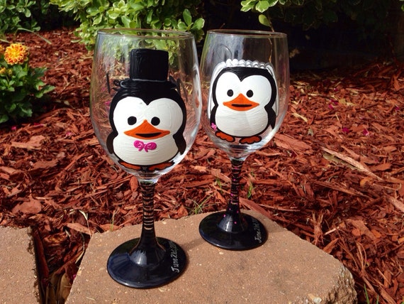 Penguin Bride and Groom Wedding Wine Glass