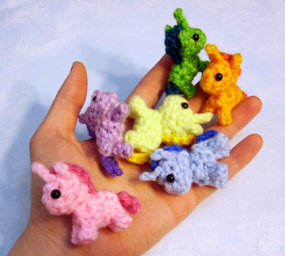 small crochet plushies