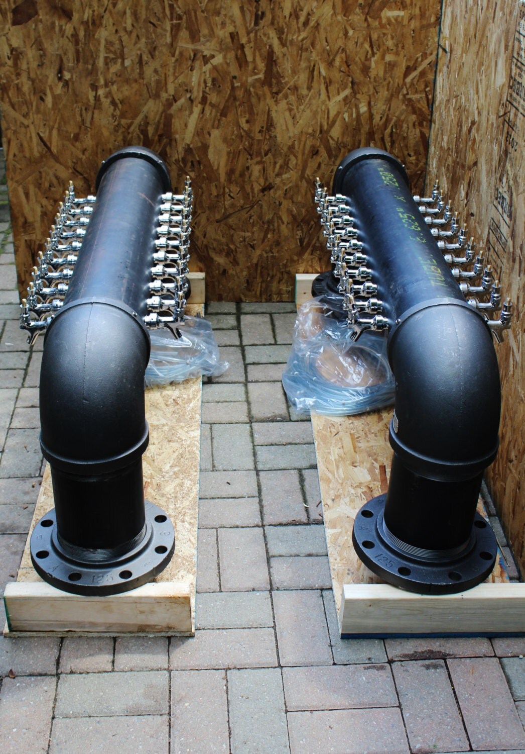 Double Service 20 Tap Custom Draft Beer Tower Black Iron