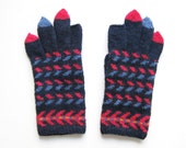 iPhone Gloves Handmade Woolen