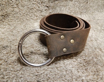 medieval leather belt with o ring. black or brown, reenactment and LARP, SCA