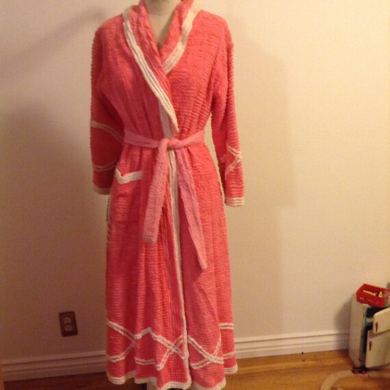 Peacock Chenille Robe Pink. Belted Small Medium