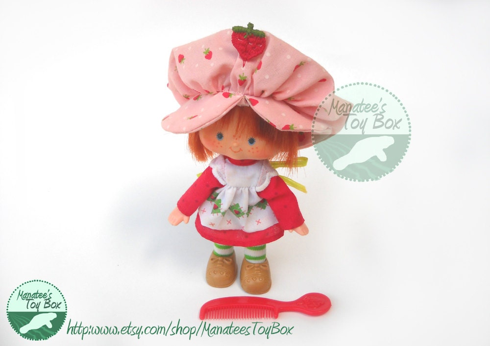 strawberry shortcake figures 1980s