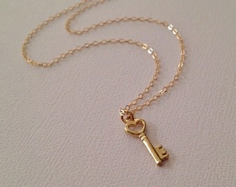 Key Necklace in Gold -Gold Key Necklace -Key to Heart Necklace