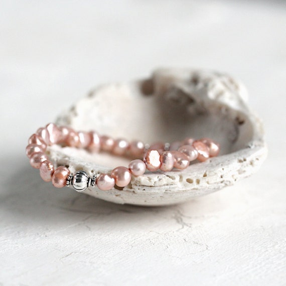 Peach Pearl Bracelet - June Birthstone Bracelet