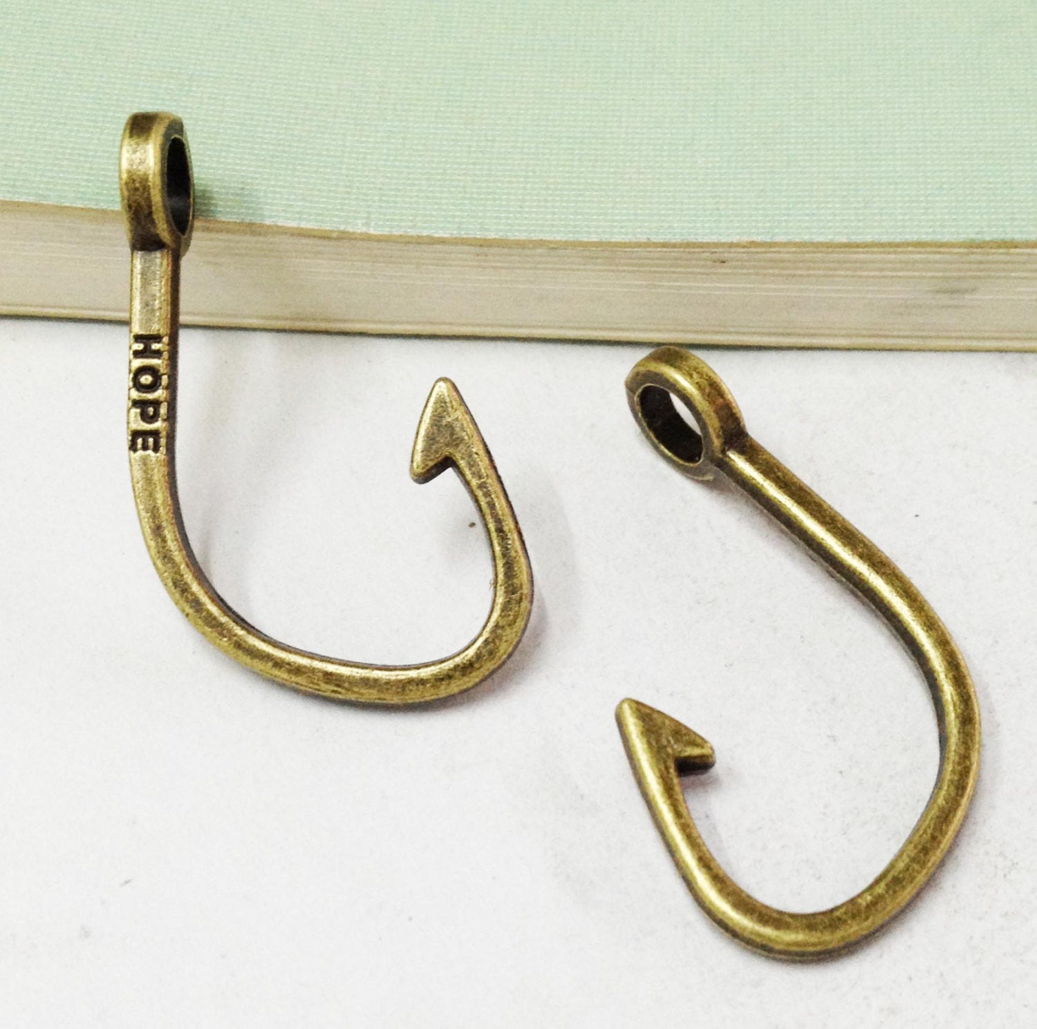 15pcs Antique Bronze Large Fish Hook Hope Charm Pendants