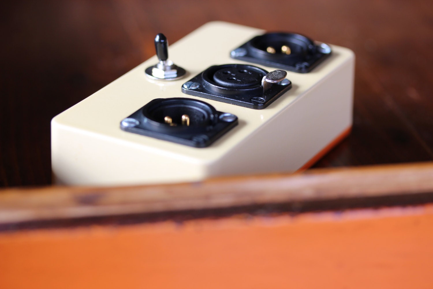 XLR A/B Switch