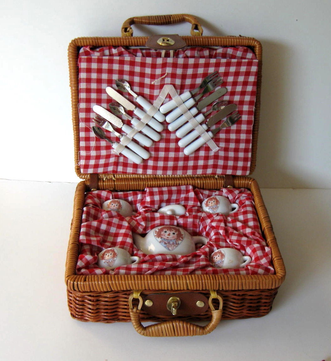 SALE Child's Raggedy Ann Miniature Tea Set w/ Picnic