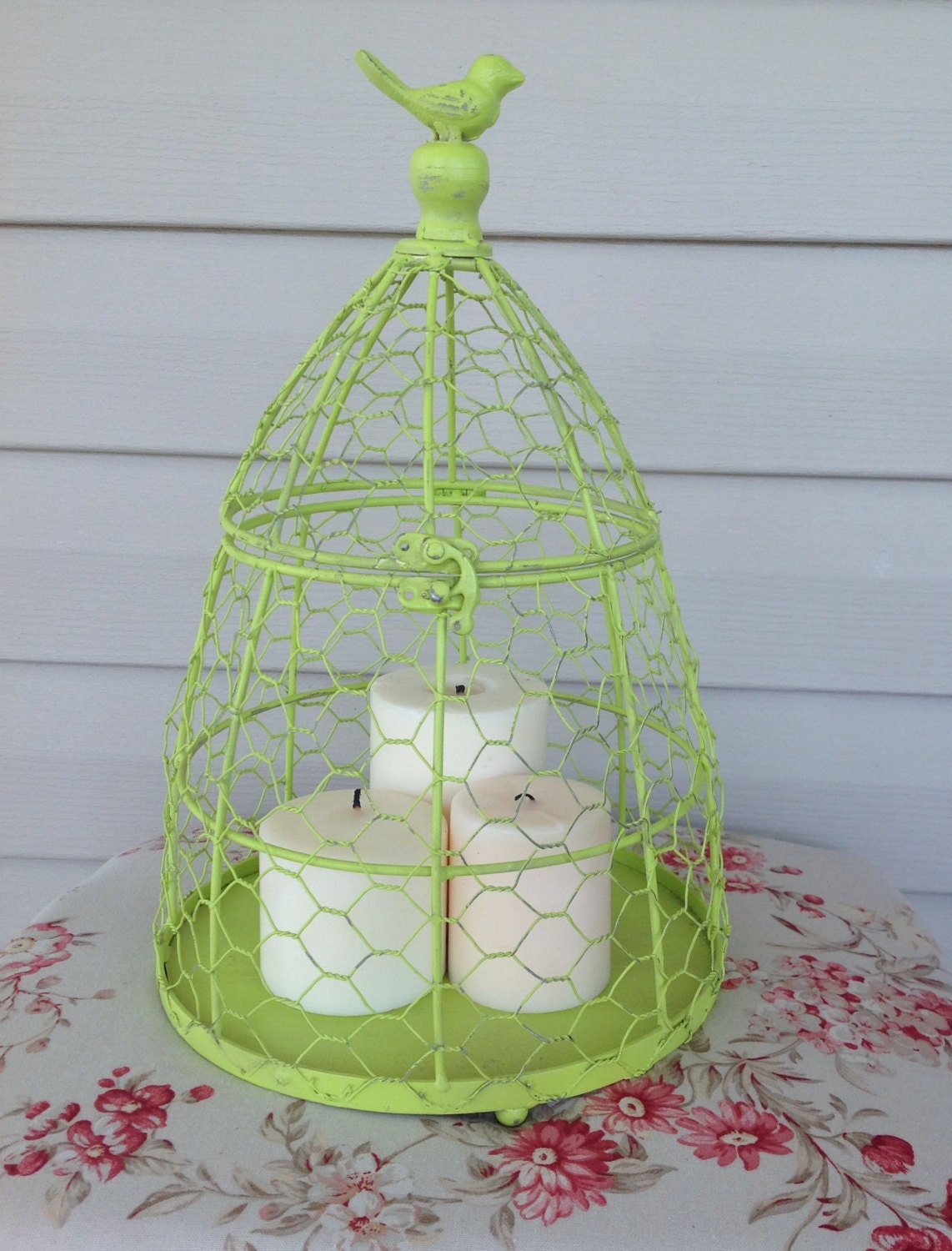 Chicken Wire Bird Cage w/Bird on Top / Lime 13 Tall