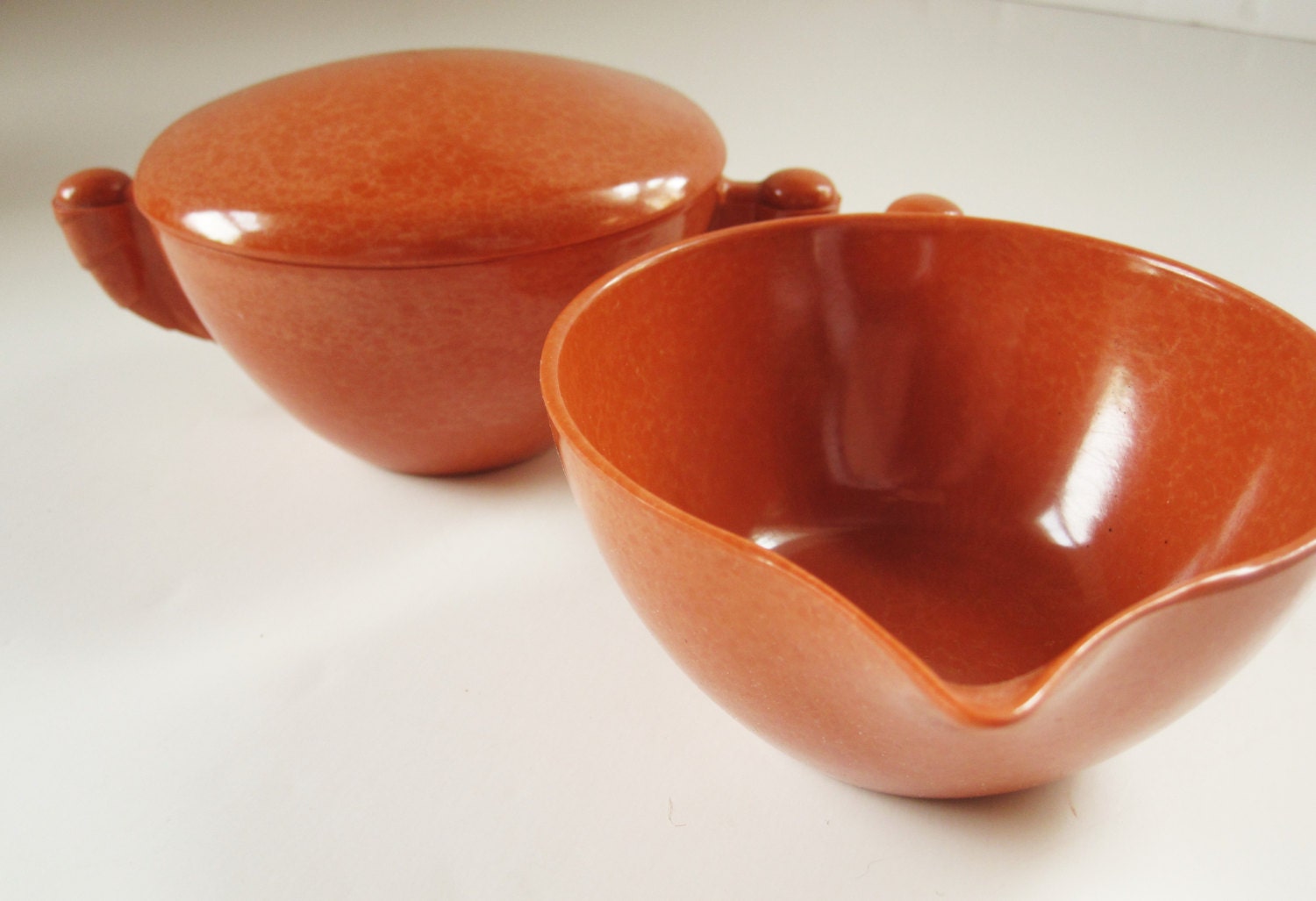 Creamer and Sugar Bowl With Lid in ‘Glow Copper’ Color From ColorFlyte