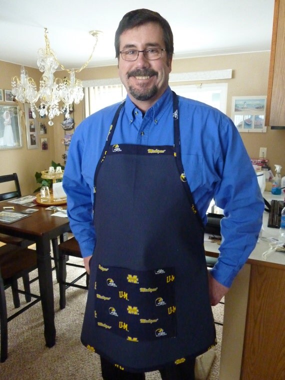Mens BBQ Grilling Sport Apron Michigan Ohio State