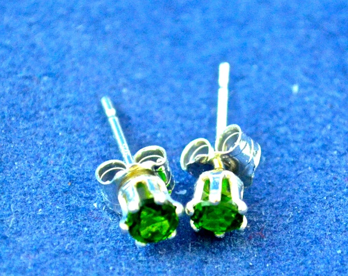 Chrome Diopside Stud Earrings, Petite 3mm Round, Natural, Set in Sterling Silver E554
