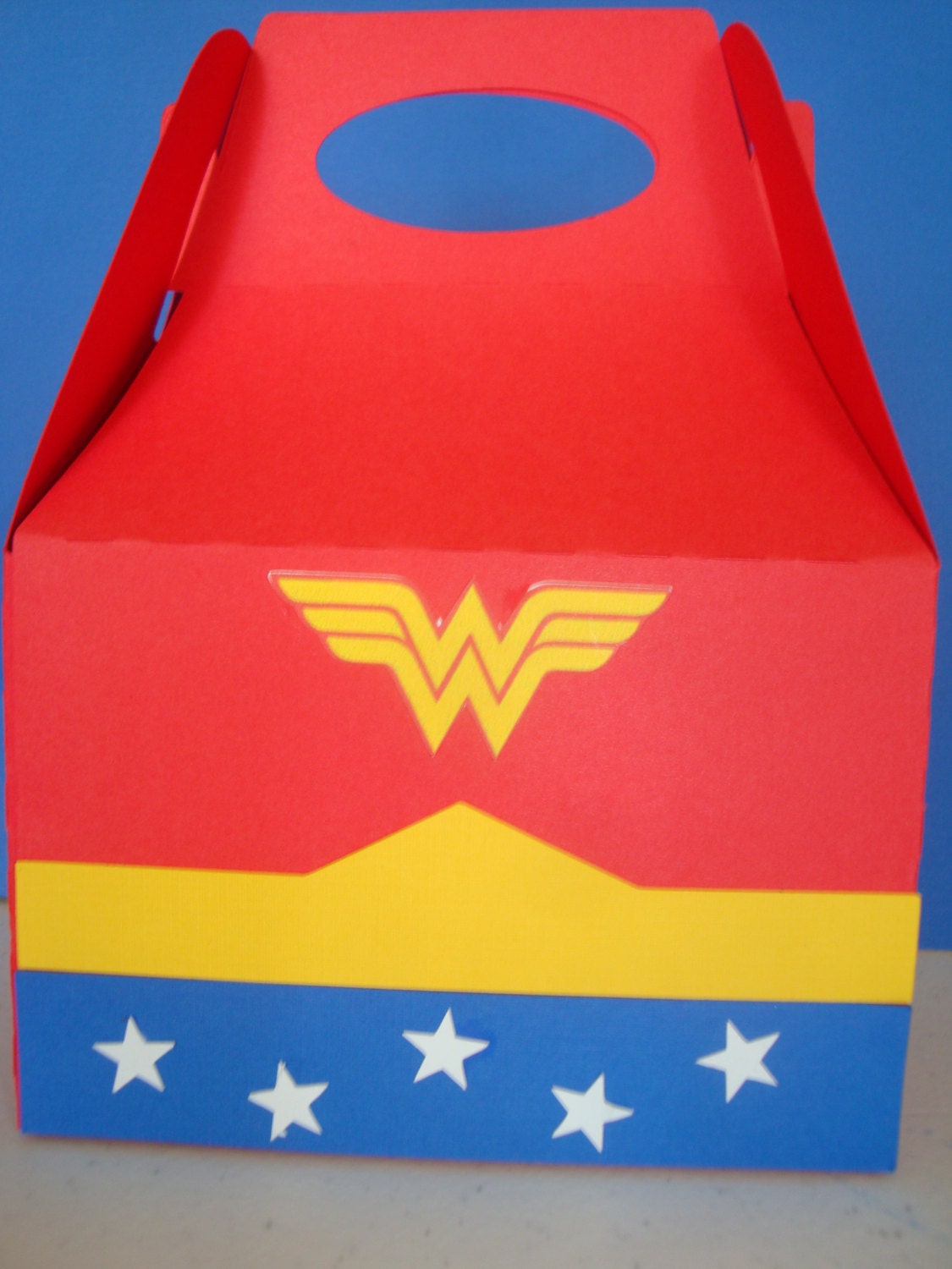 Wonder woman favor boxes set of 12. Birthday party