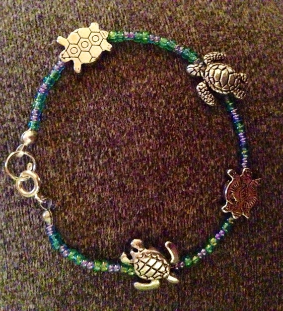 Items similar to Turtle bracelet on Etsy