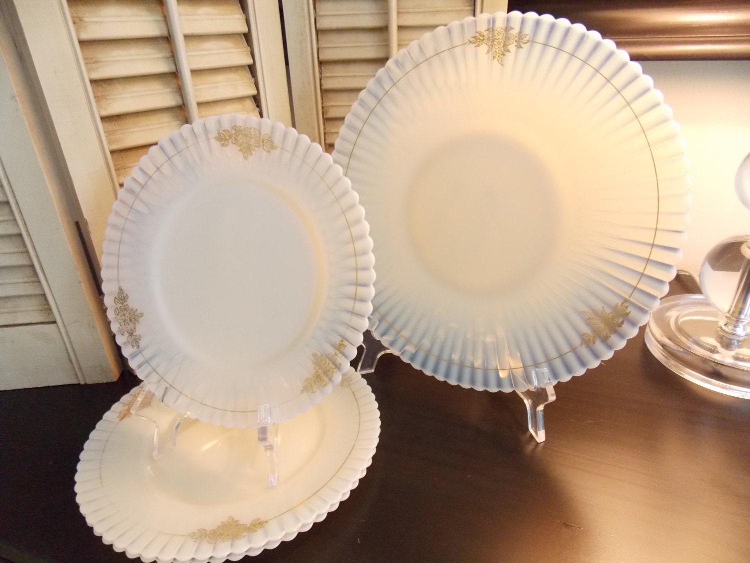 PETALWARE Serving CAKE PLATE and Matching Dessert Dishes, MacBeth Evans